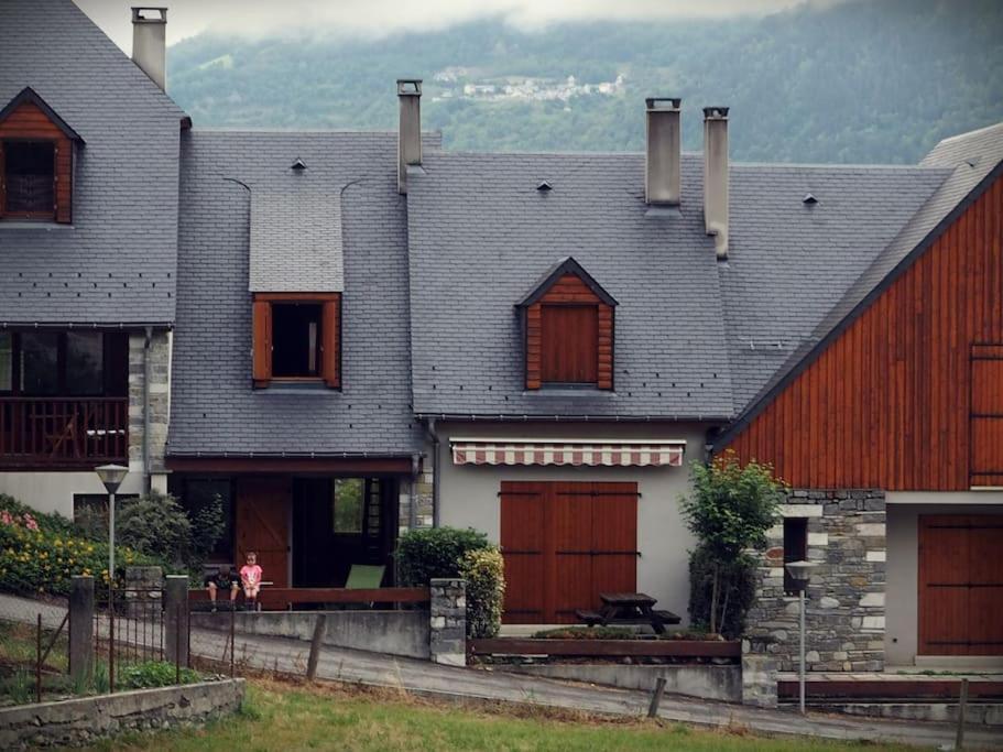 Chalet De Charme A Saint Lary - Vignec Exterior photo